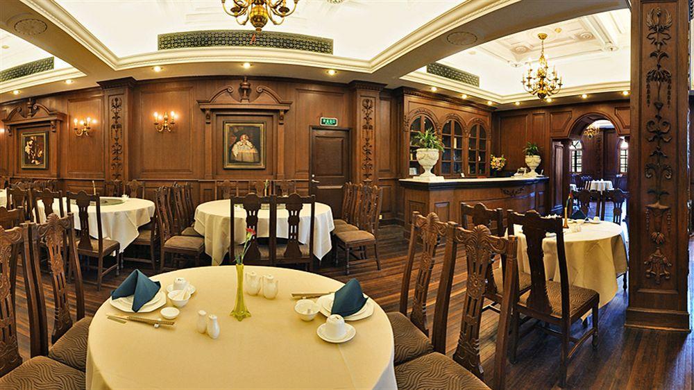 Jin Jiang Pacific Hotel Shanghai Bagian luar foto