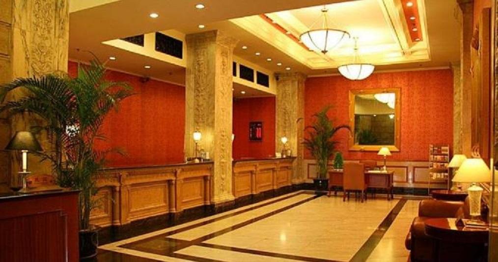 Jin Jiang Pacific Hotel Shanghai Bagian luar foto