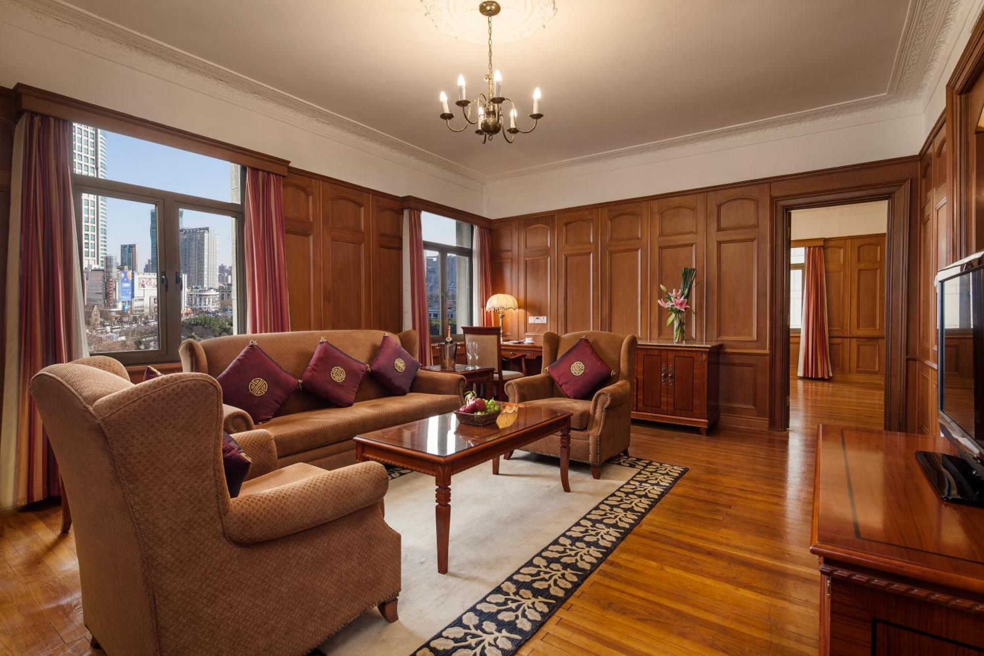 Jin Jiang Pacific Hotel Shanghai Bagian luar foto