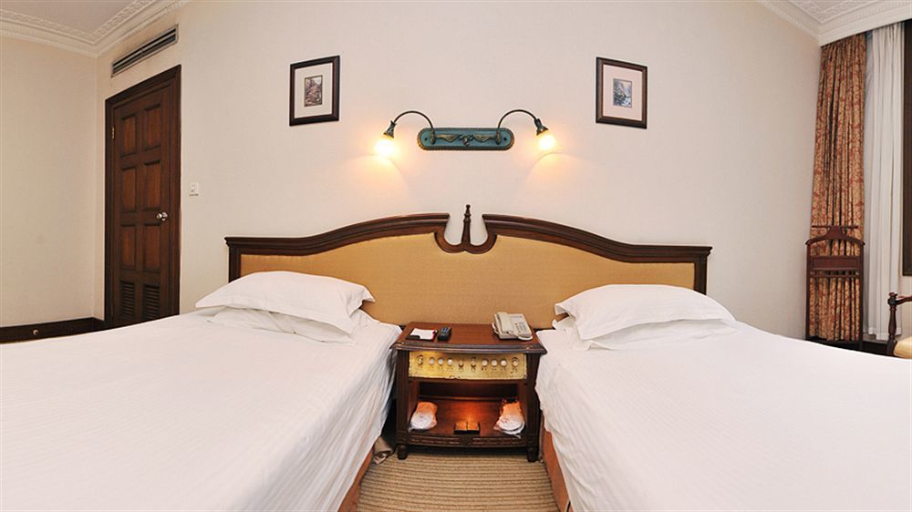 Jin Jiang Pacific Hotel Shanghai Bagian luar foto