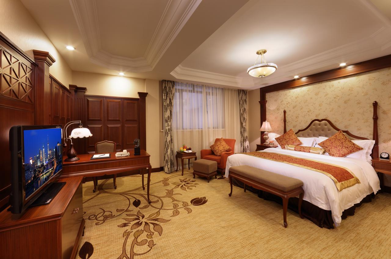 Jin Jiang Pacific Hotel Shanghai Bagian luar foto